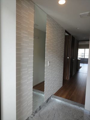 エコカラットで玄関を美しく エコカラットで玄関を美しく